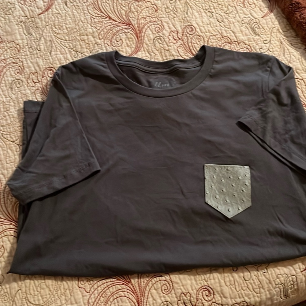 Women’s t-shirt